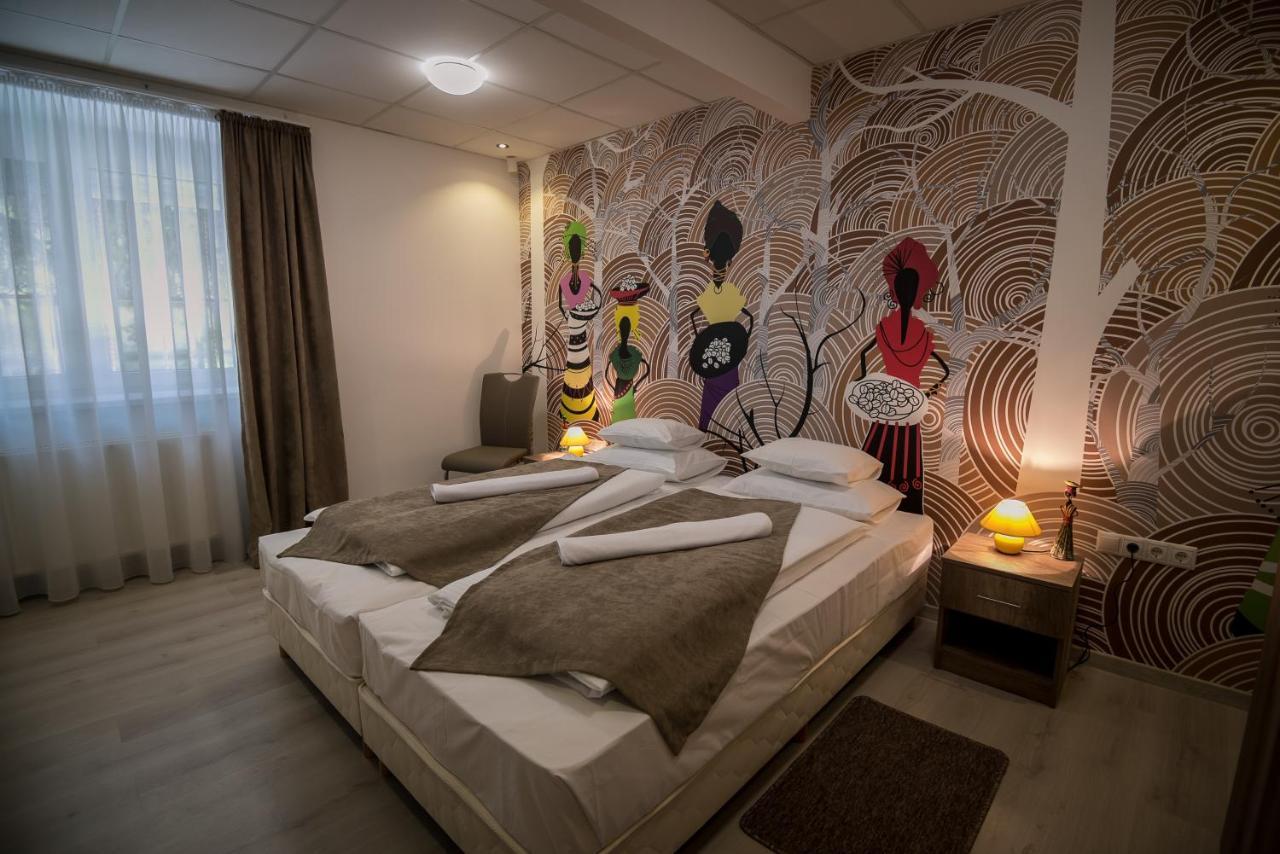 Mokka Apartman แซแก็ด ภายนอก รูปภาพ