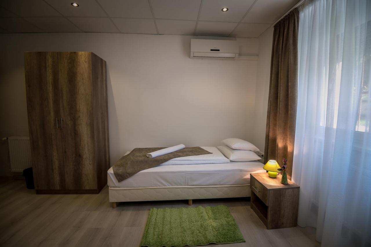Mokka Apartman แซแก็ด ภายนอก รูปภาพ